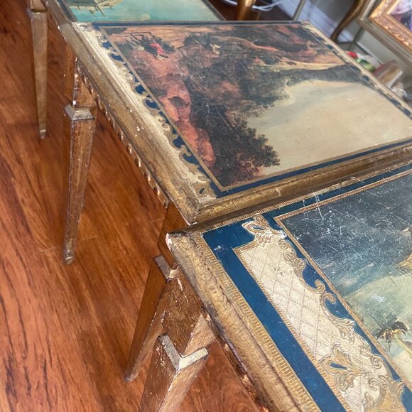 RARE Vintage Florentine Hollywood Regency Italian gold/gilt wood nesting tables - Picture 3 of 7